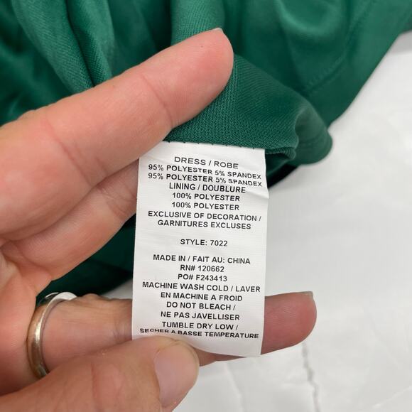 NWT Isobella & Chloe Size 12 Merry N Bright Dress - Picture 7 of 7